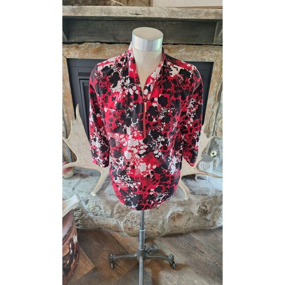 Jaclyn Smith Tops‎ Women’s XL  Red Black White Floral Blouse 3/4 Sleeve Shirt - Picture 2 of 9